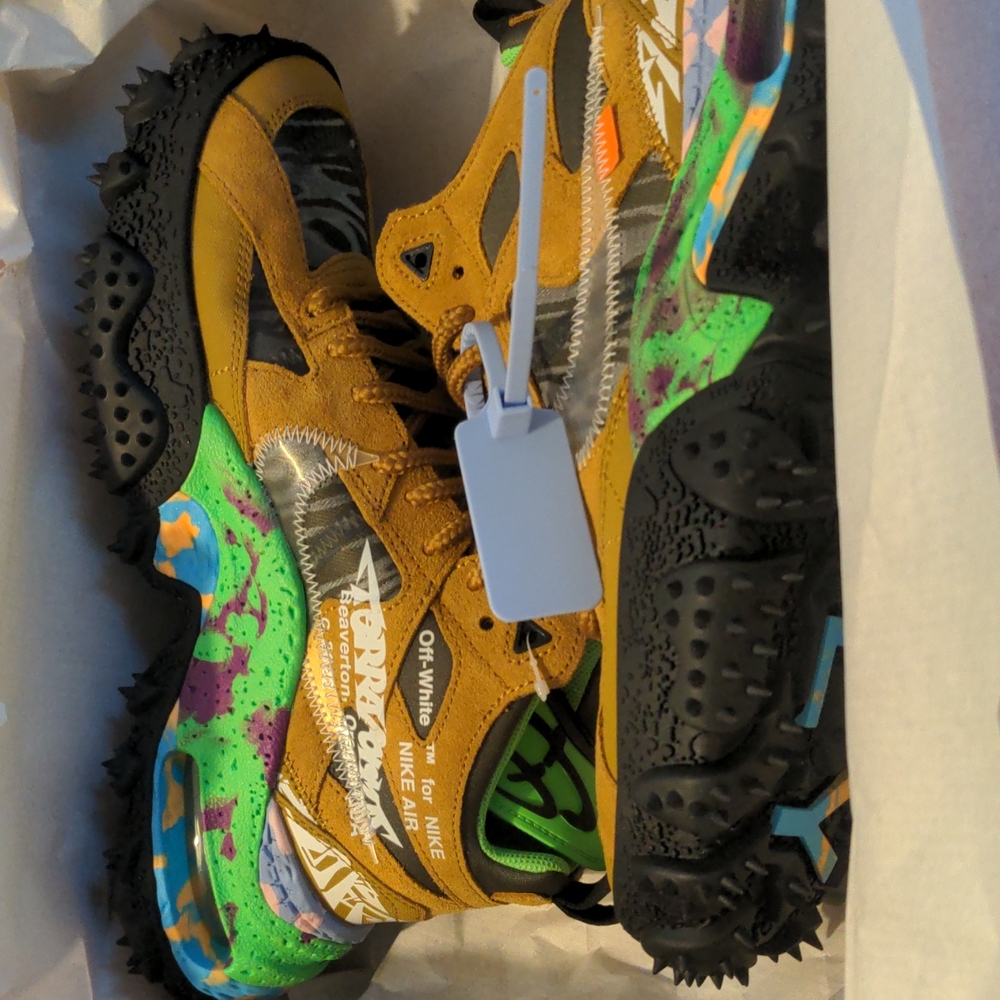 Nike off-white terra forma size 8.5m 10w